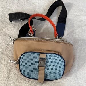 Steve Madden Mirage Blue Multi Belt Bag NWT Crossbody Fanny Pack